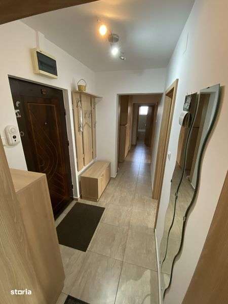 apartament 3 camere Ploiesti de inchiriat - Imagine principală: 5/8