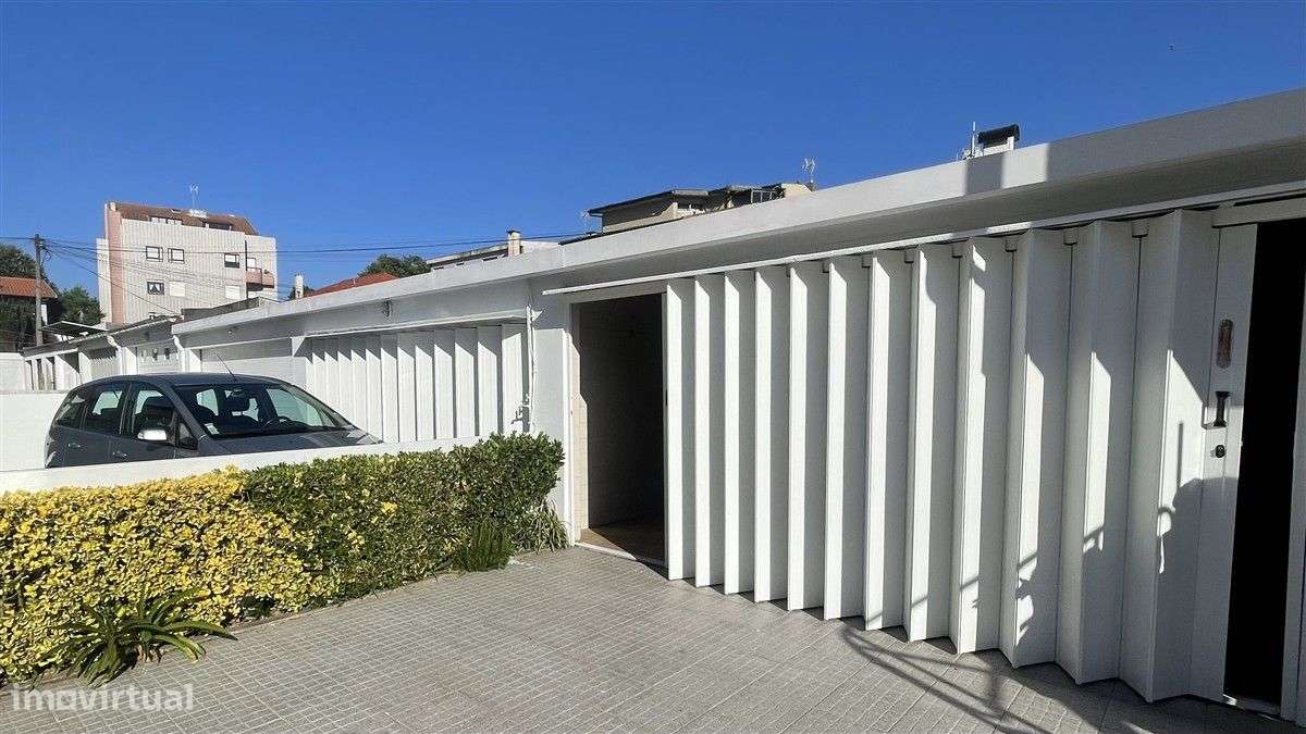 Andar de Moradia T3-Centro-Póvoa de Varzim-Garagem (30 m2)-Sotão-10