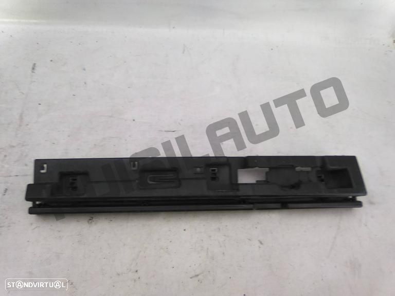 Guia Embaladeira Meio Direito 730_1942 Bmw 2 Gran Tourer (f46) - 1