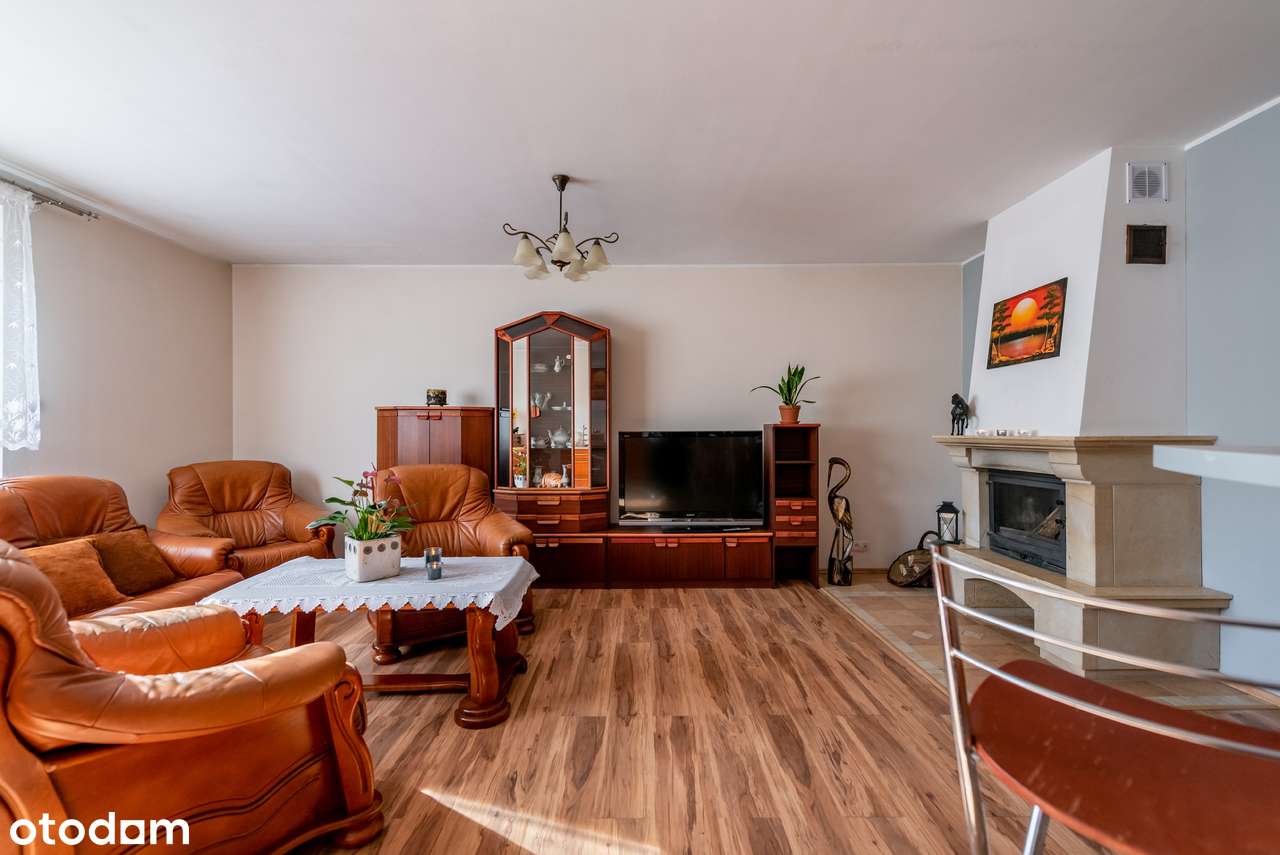 Przytulny domek/4 pokoje/piwnica/wiata/meble/ogród-2