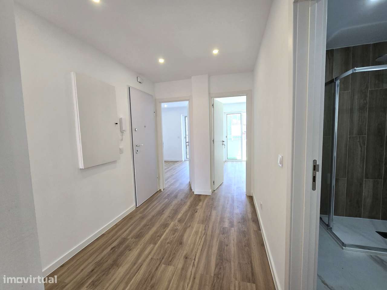 Apartamento T3 Totalmente Remodelado – Cacém-10