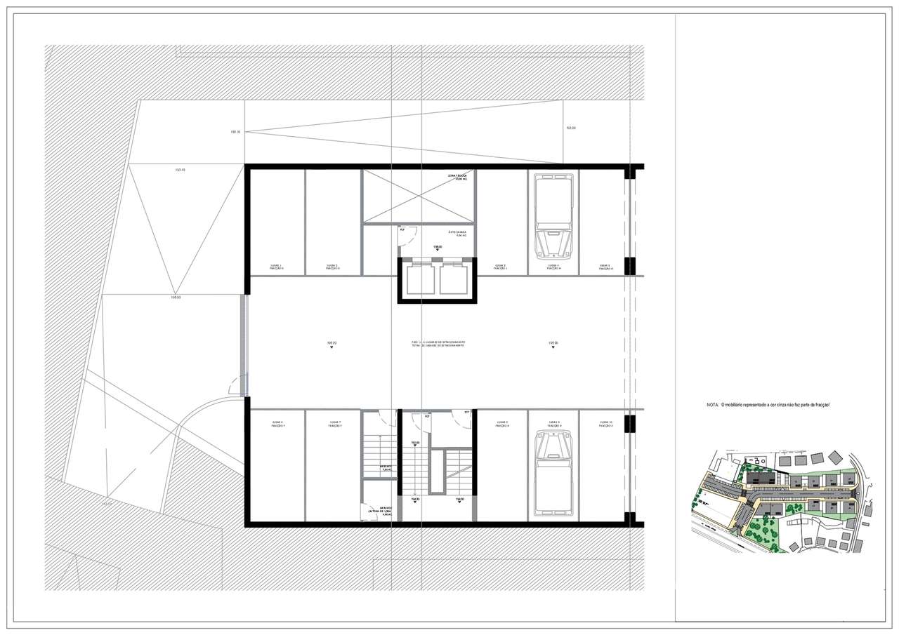 Apartamento T3 c/ AC, Lugar de Garagem e Elevador - Hospital Privado B-11