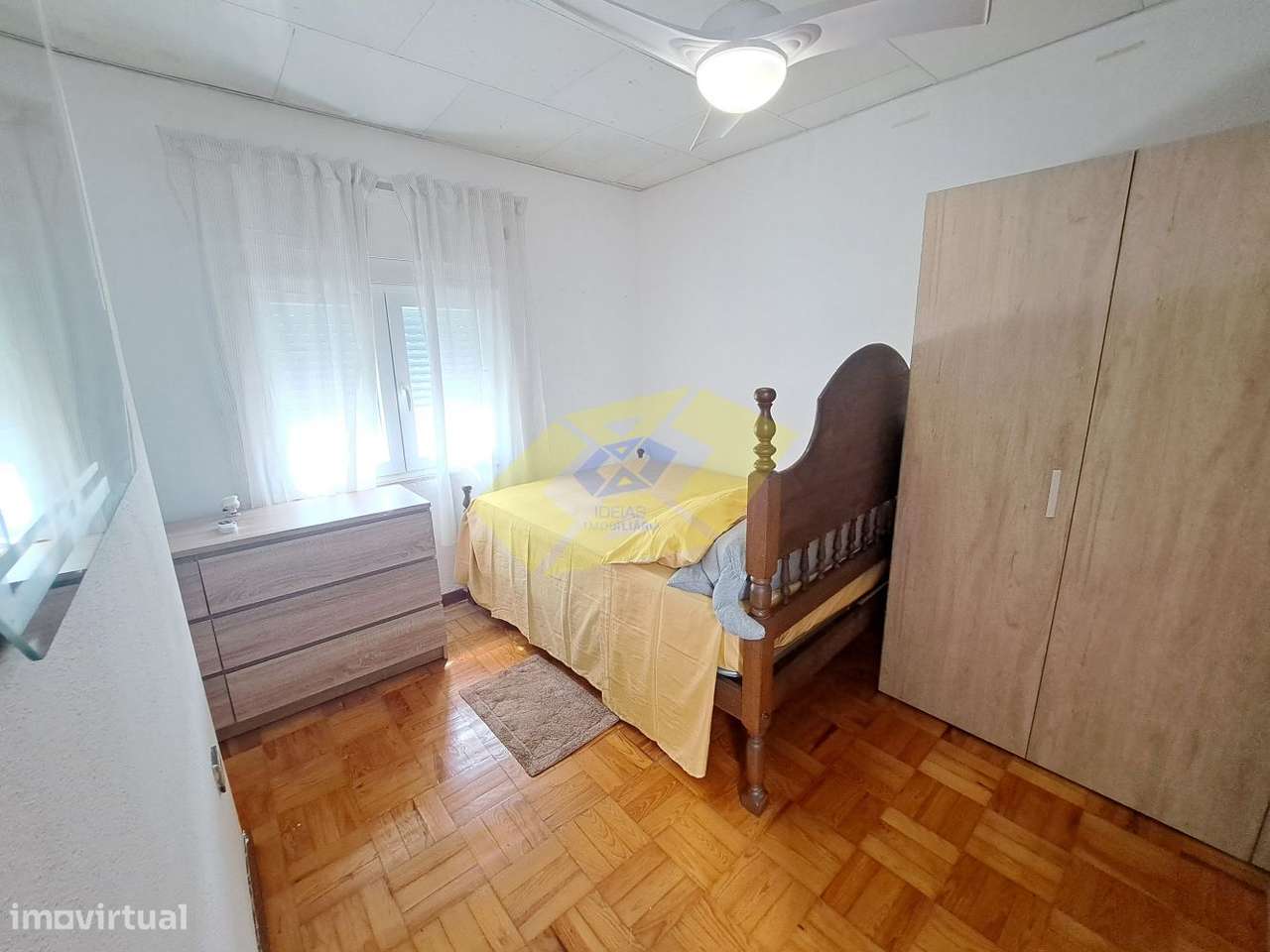 Moradia T5 em Felgueiras no centro da cidade-16