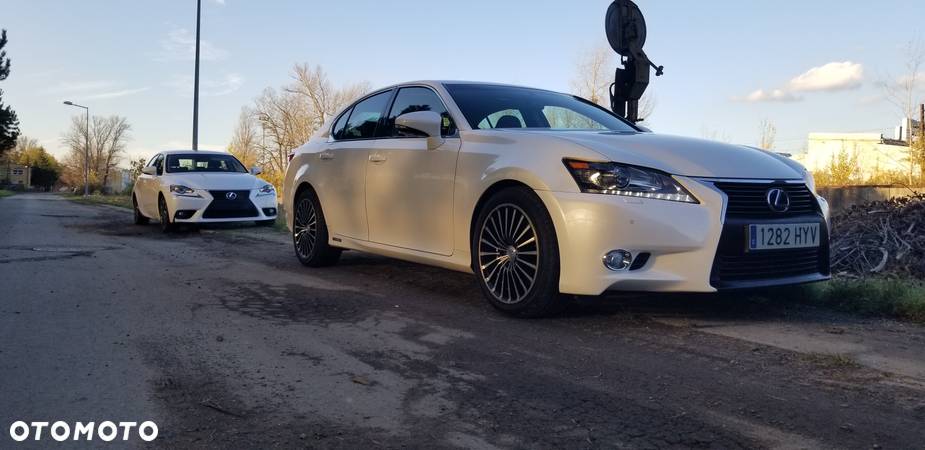 Lexus GS 300h Luxury Line - 16