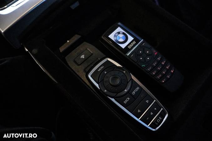 BMW Seria 7 730Ld xDrive - 33