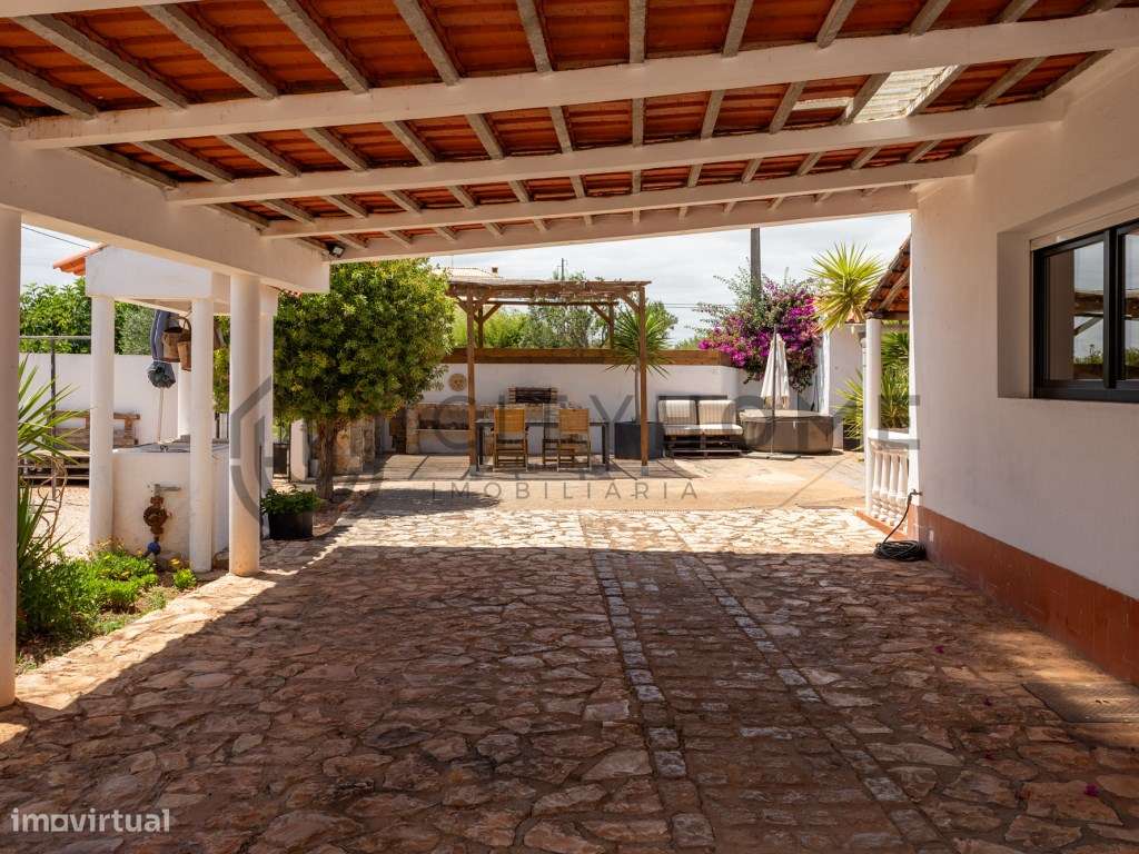 Moradia T5 Renovada - Paderne - Grande imagem: 5/34