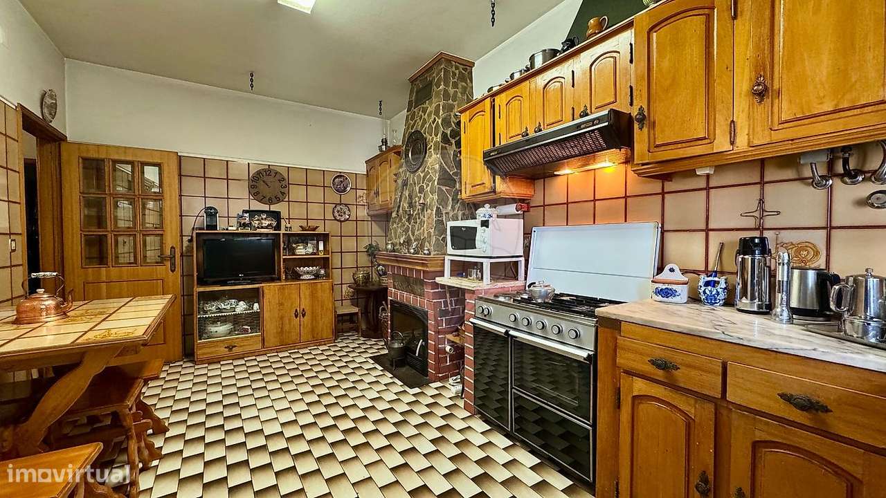 Moradia T4 para venda-9