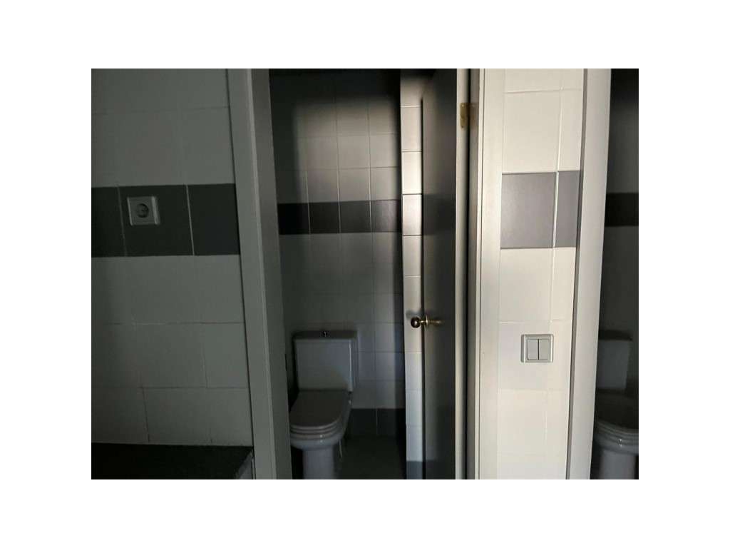 Escritório em Algés - Excelente Oportunidade de Investimento! - Grande imagem: 4/8