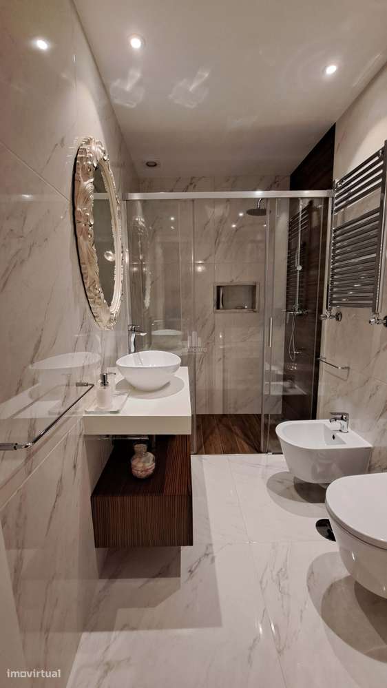 Moradia T6 Exclusiva com terreno de cerca 4.000 m² e Piscina Privada e-24