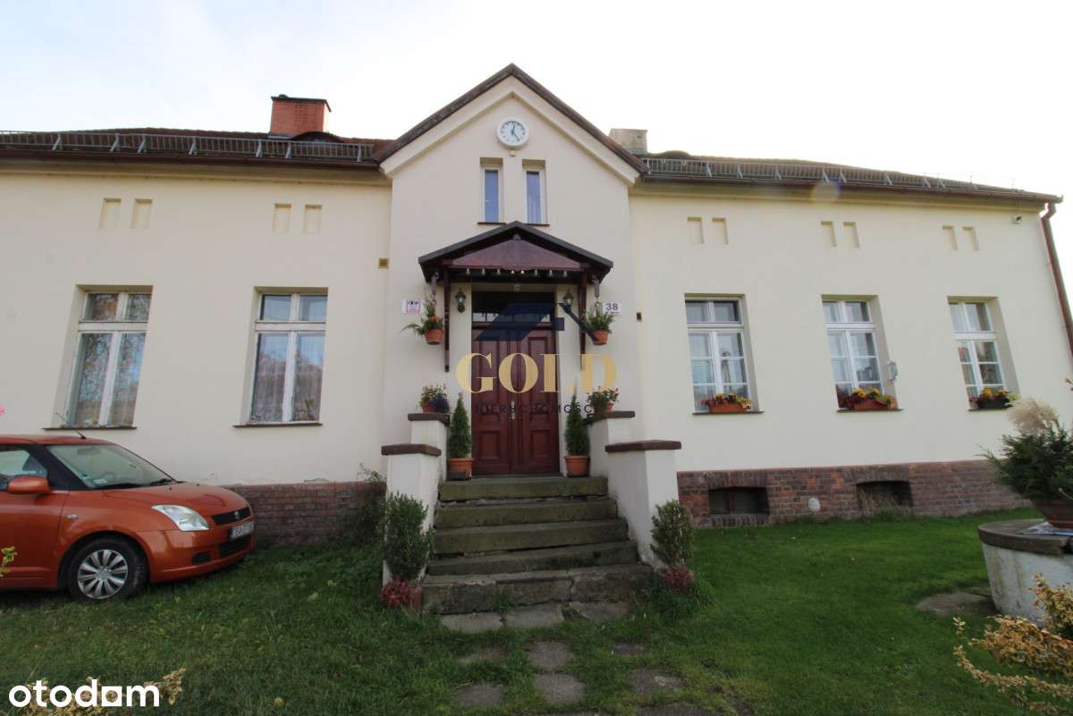 Mieszkanie z ogródkiem-0