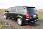 Dodge Grand Caravan - 3