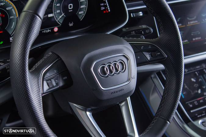 Audi Q8 60 TFSIe quattro S line Tiptronic - 29