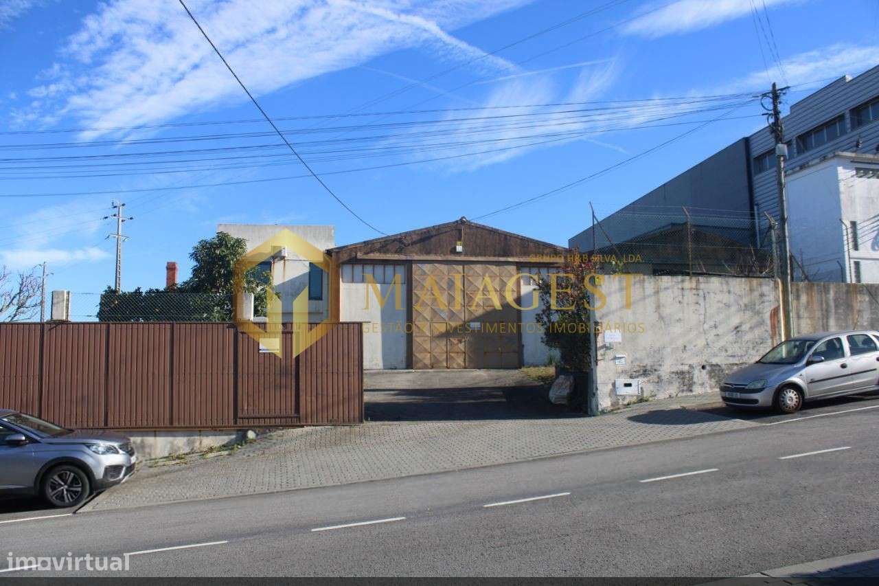 Armazém Industrial em Lourosa - Grande imagem: 2/19