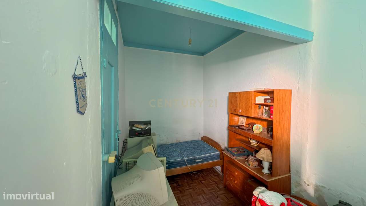 Edifício para Recuperação em Viseu - Oportunidade Única-12