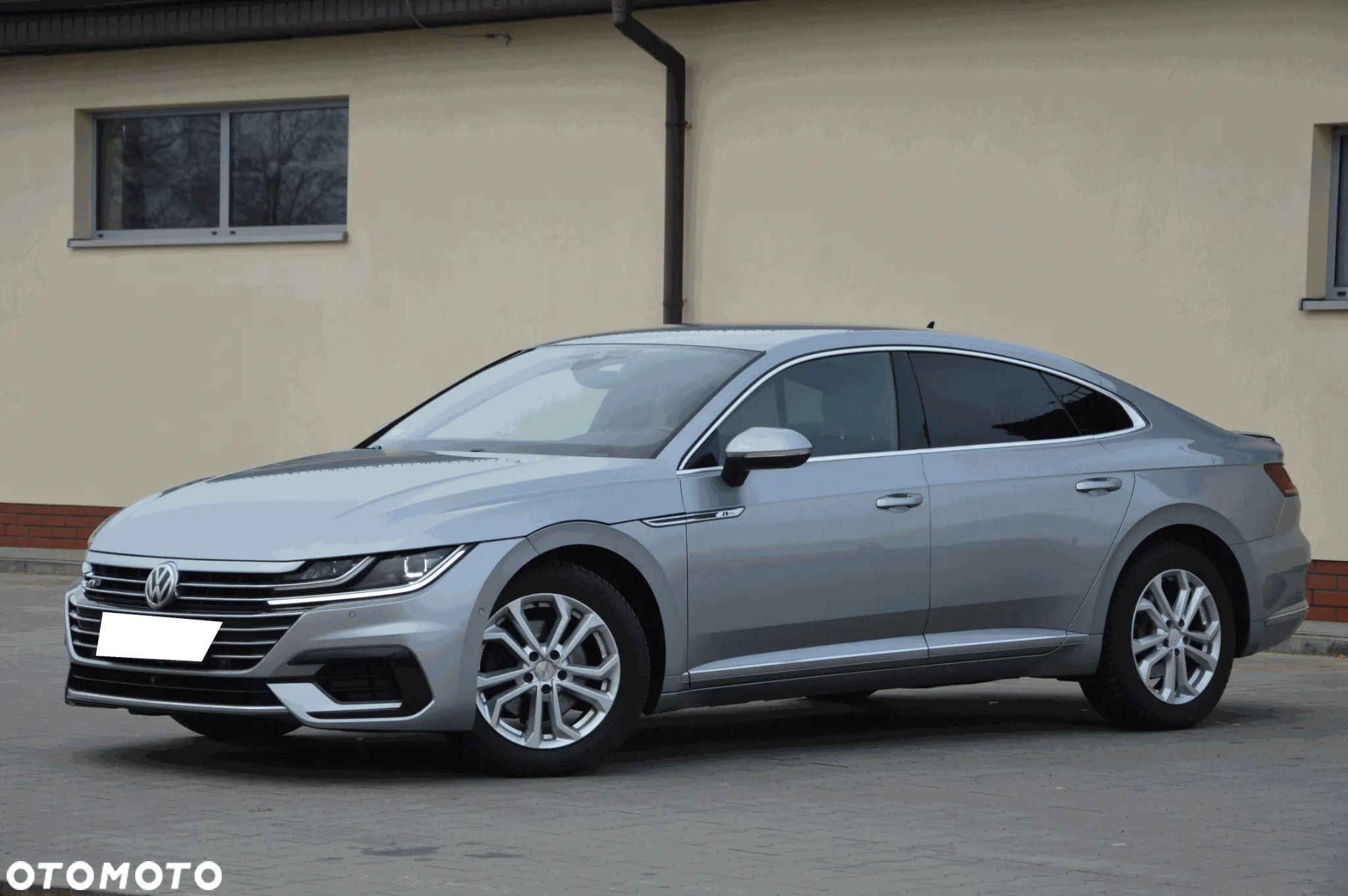 Volkswagen Arteon 2.0 TDI SCR R-Line Edition DSG - 9