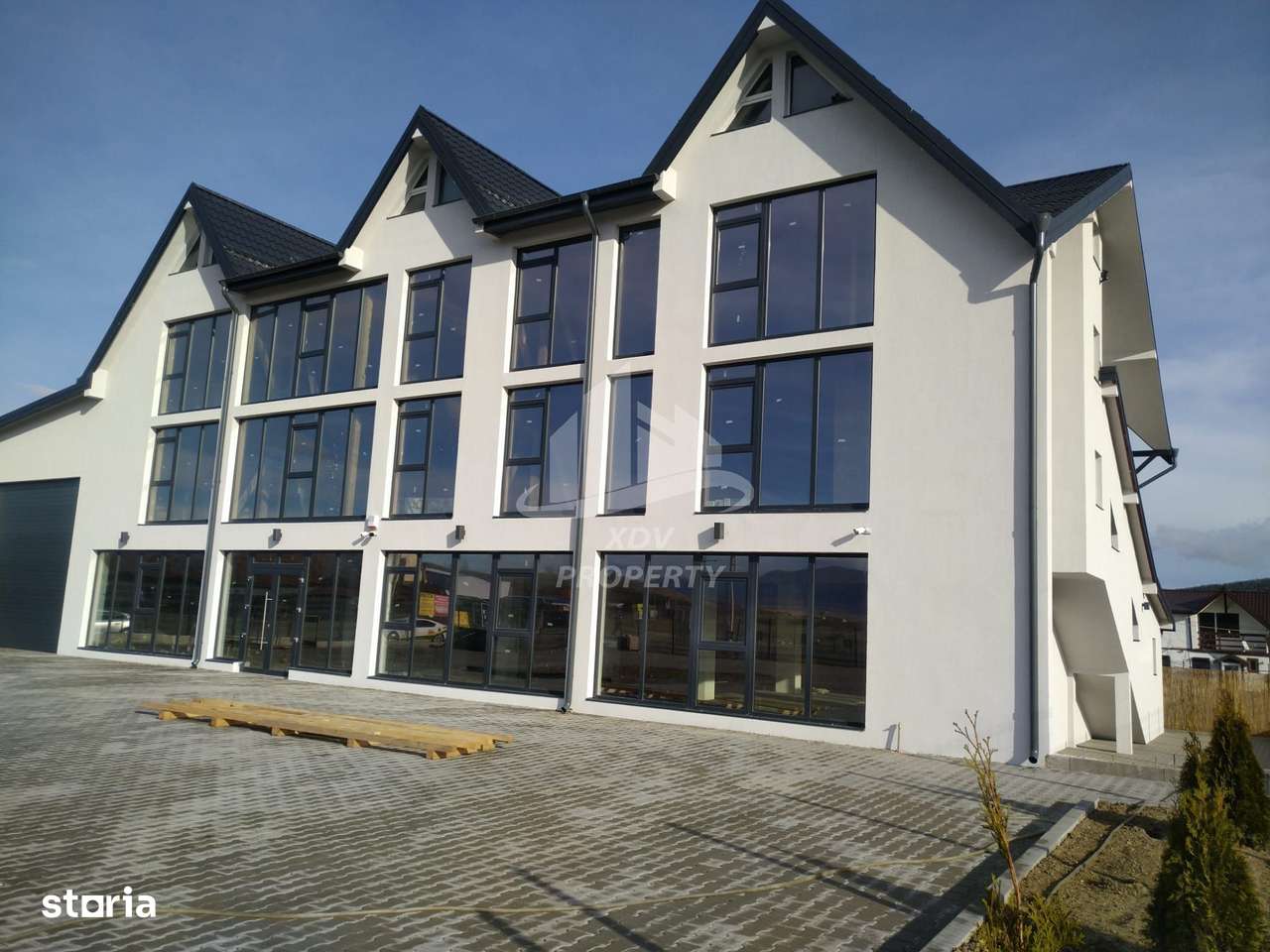 Spatiu comercial  1274 mp utili , teren 7261 mp-5