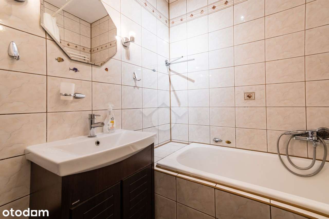 Przestronna kawalerka położona w świetnej lokalizacji-Bronowice-8