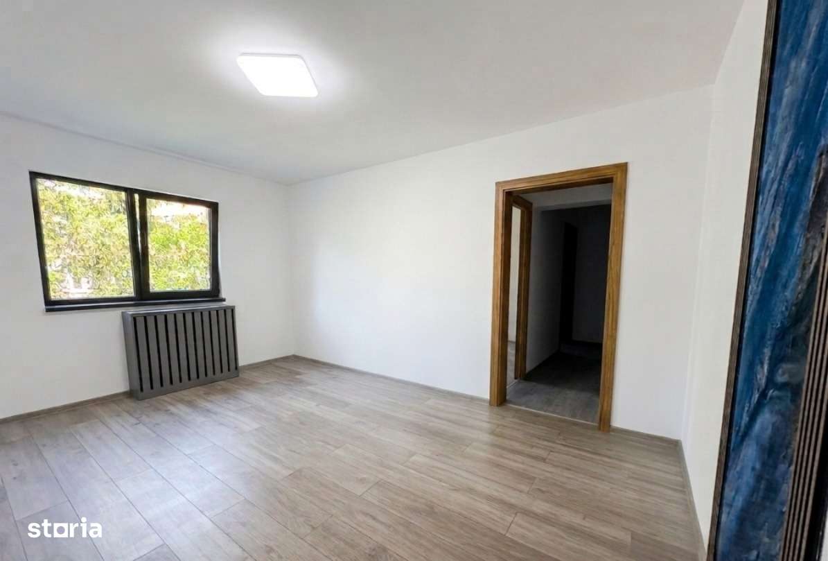 Apartament 2 c complet renovat etaj intermediar-1