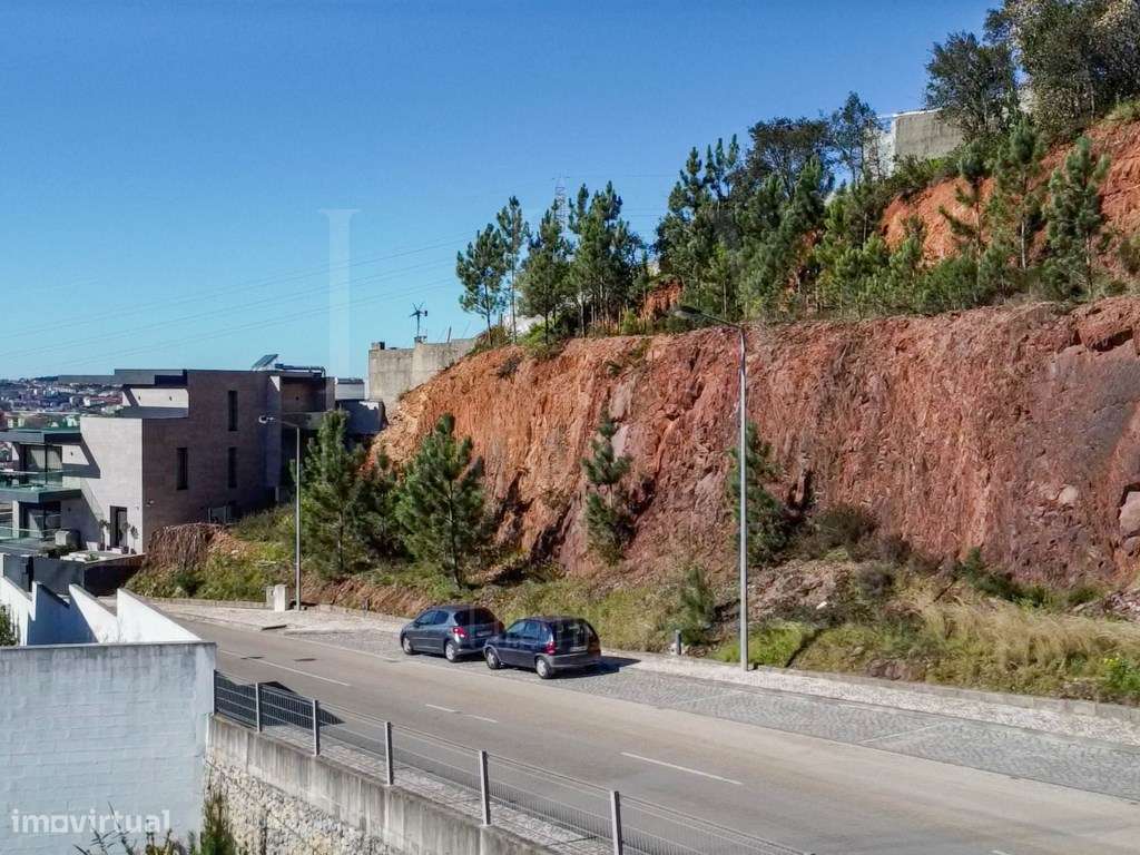 Terreno urbano para construção - Grande imagem: 3/11