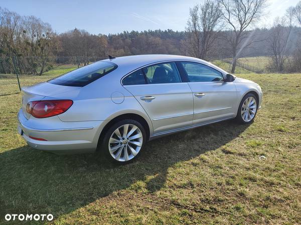 Volkswagen Passat 1.8 TSI Exclusive - 5