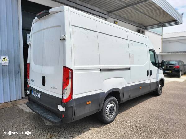 Iveco Daily 2.3td 35-140 140cv - 3