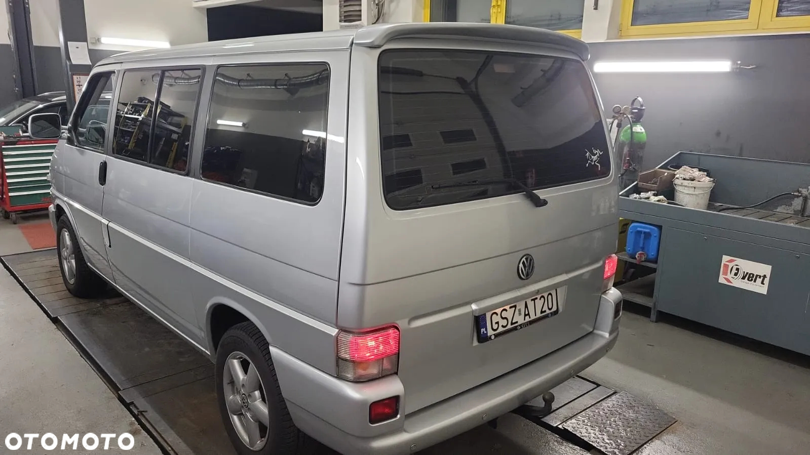 Volkswagen Multivan - 6