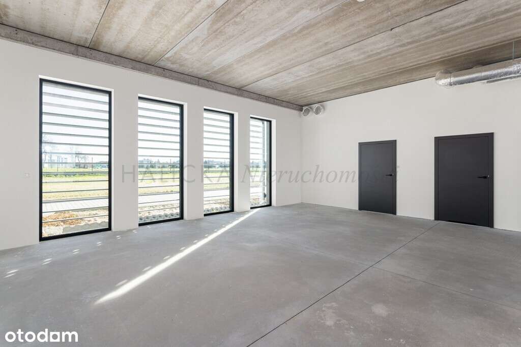 Segment budynku na siedzibę firmy, parking - Pełny obrazek: 4/20