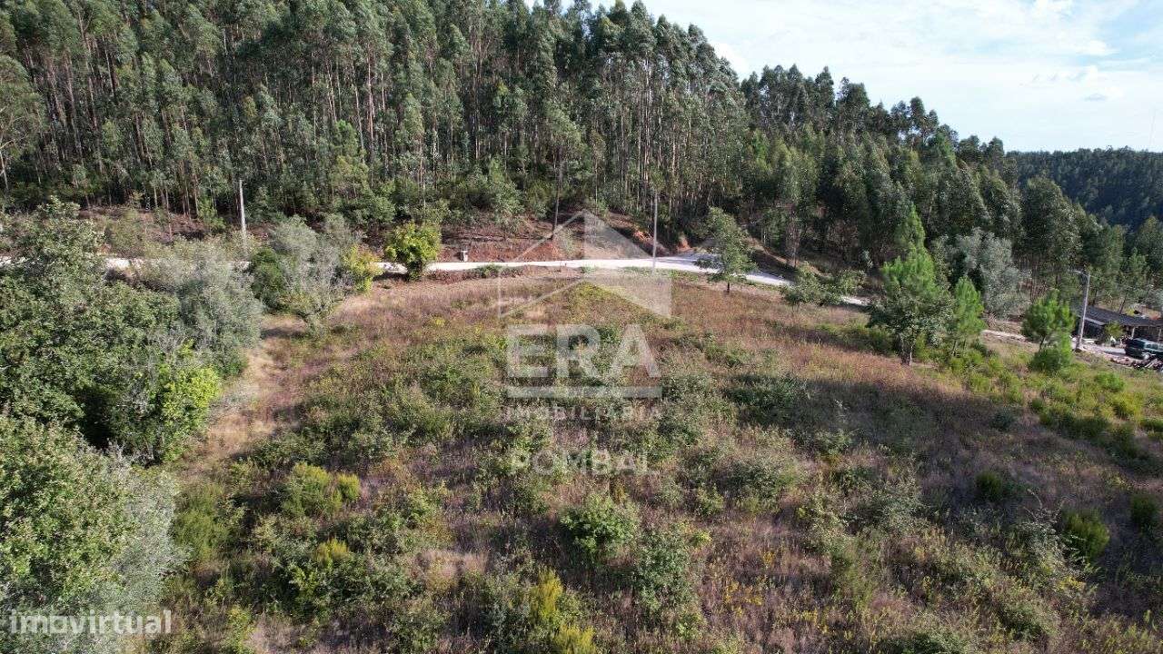 Moradia T3 localizada em Vila Cã, Pombal-23