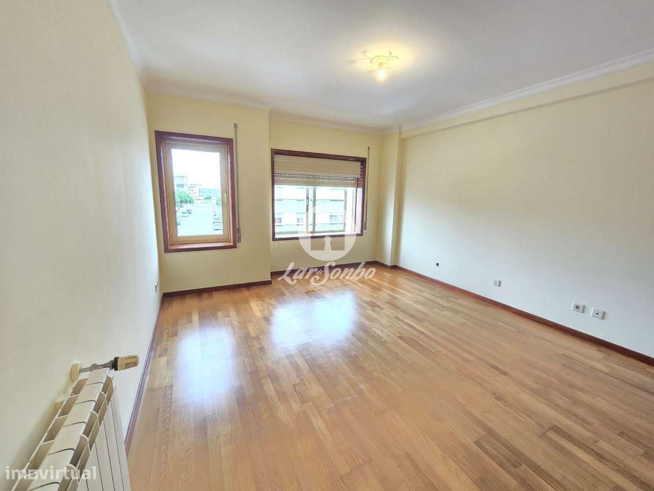 Apartamento T2 com garagem fachada a 300m da praia - Grande imagem: 5/24