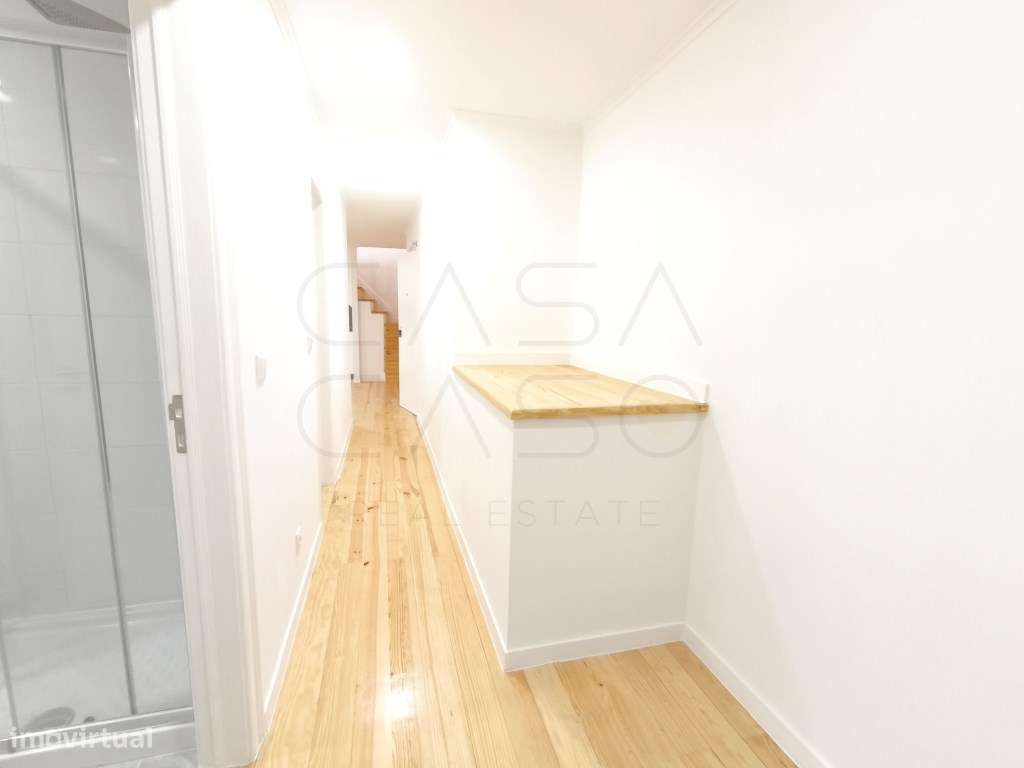 Prédio totalmente remodelado com 3 apartamentos independentes na Ba...-6