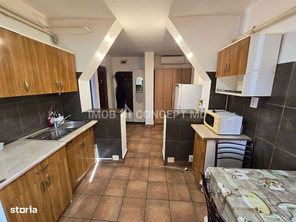 Vanzare apartament 2 camere in zona Republicii-12