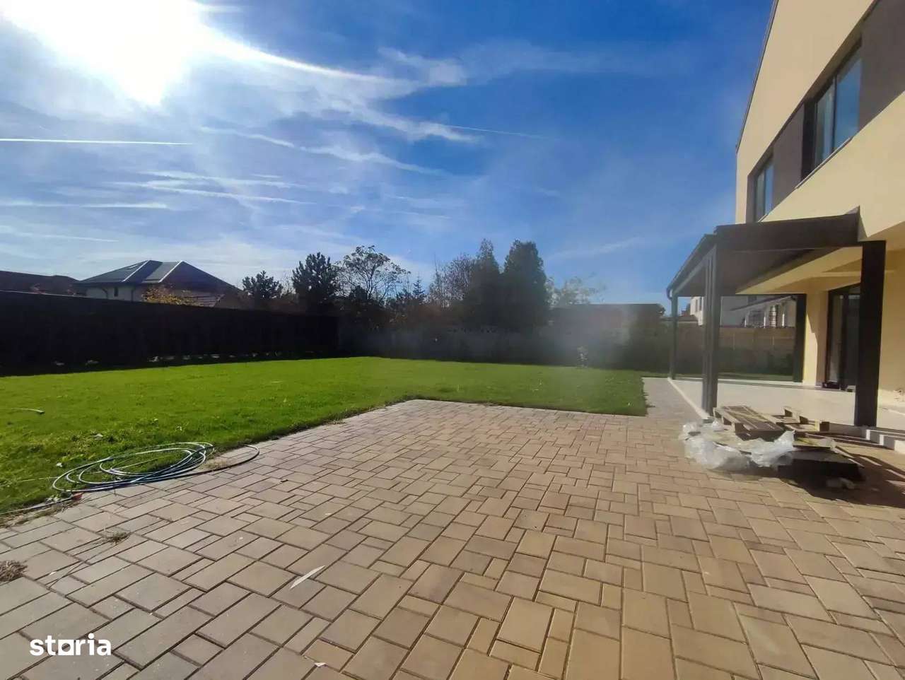 Casa 5 Camere Premium Otopeni | Mansarda Mare | Semineu | Finalizata - Imagine principală: 2/19