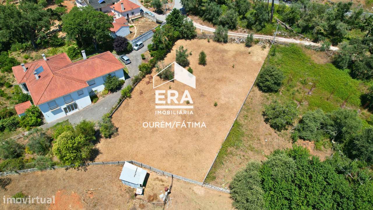 Terreno para construção com 1382m2-11