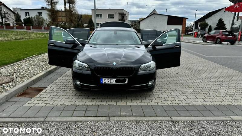 BMW Seria 5 528i xDrive - 20