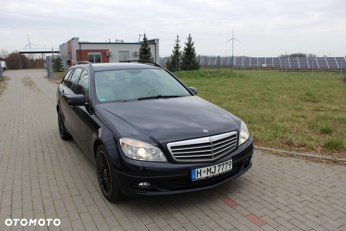 Mercedes-Benz Klasa C 200 T CDI DPF Automatik Elegance - 22