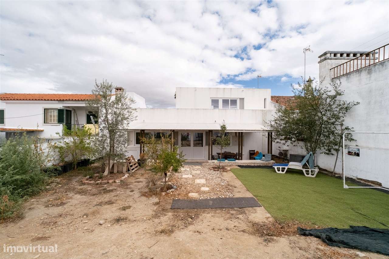 Casa Luz Pérgola | Moradia T4 de Arquitetura de Autor na Igrejinha-29