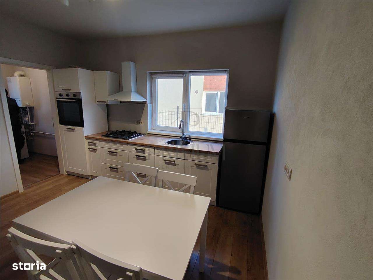 Duplex spatios - mobilat si utilat - zona linistita. - Imagine principală: 4/16