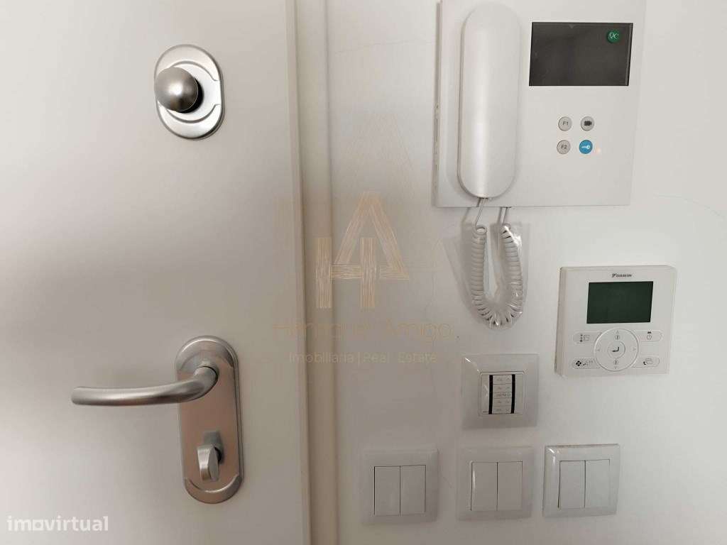 Apartamento T0+1 solário em magnífico empreendimento em Sesimbra - Grande imagem: 4/21