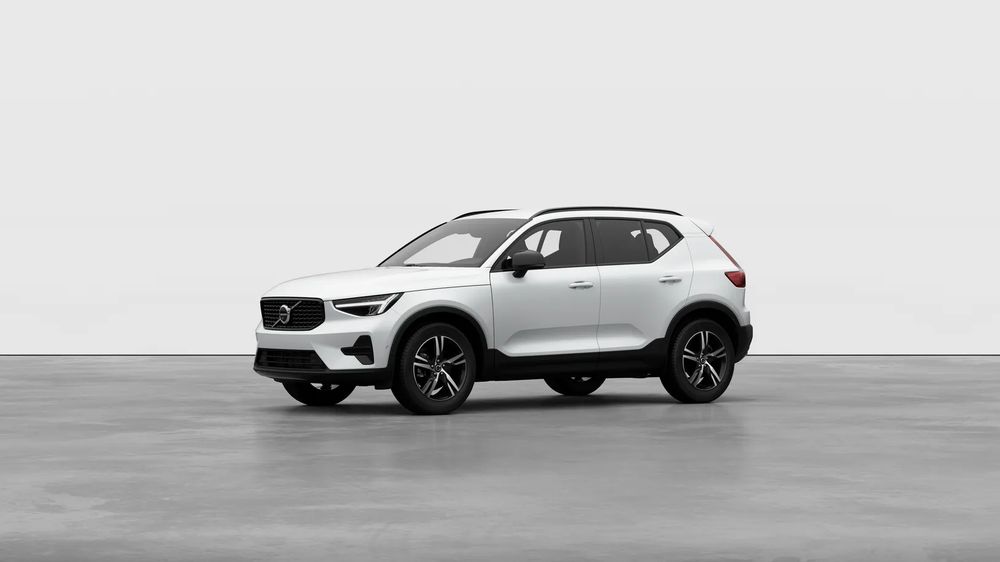 Volvo XC40 B3 Plus Dark 2026