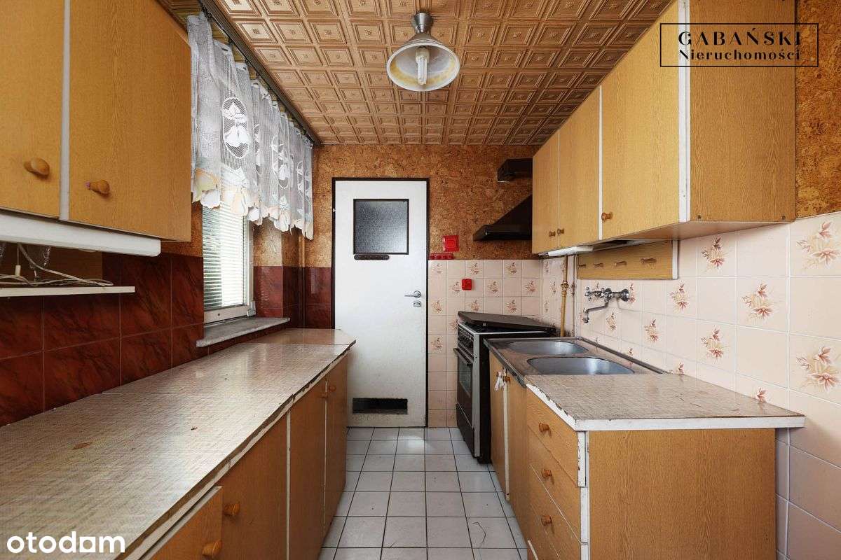 NIEDUŻY DOM DO REMONTU W TARNOWCU-16