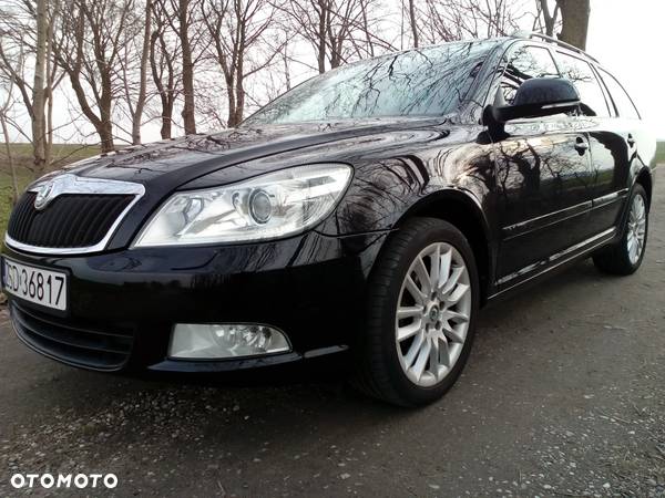 Skoda Octavia 2.0 TDI L&K DSG - 23