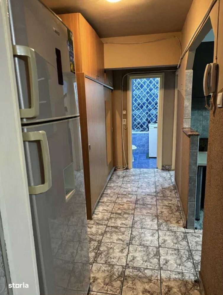 Apartament 2camere decomandate,Zona Carpati 2-6