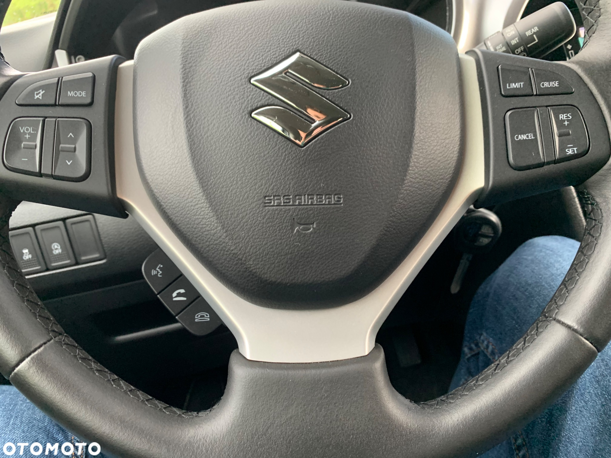 Suzuki Vitara 1.4 Boosterjet Premium 2WD - 26