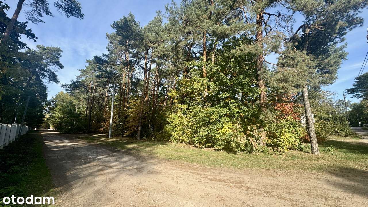 REZERWACJA Działka 1608 m² w willowej okolicy Józefowa-1