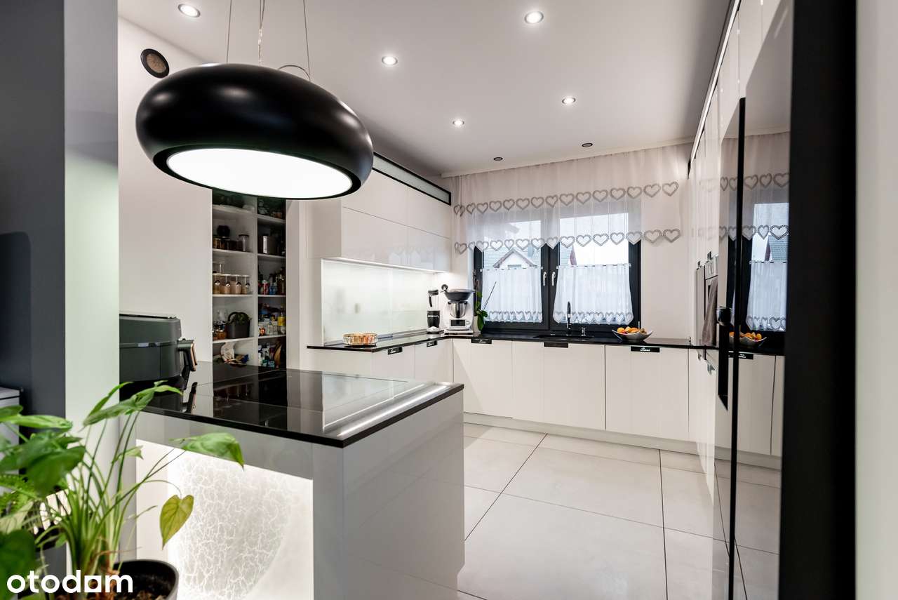 Komfortowy/6 pokoi/garaż/wiata/ładnie urządzony/wysoki standard-3