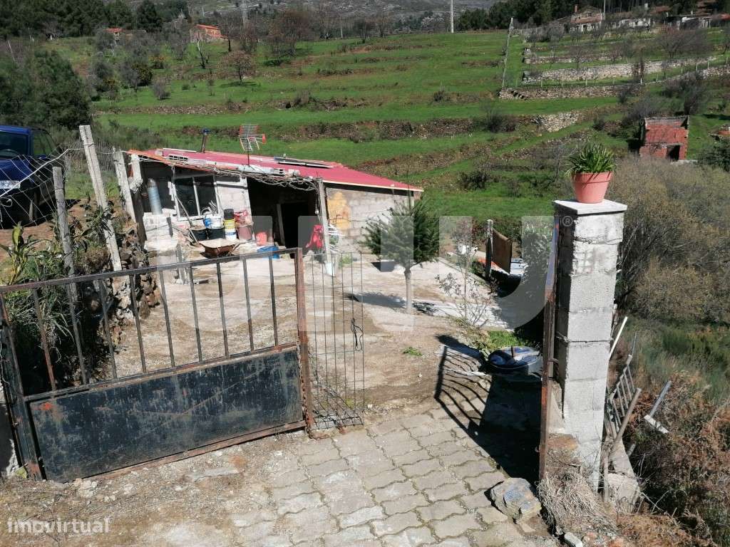 Terreno com 2400m2 em Unhais da Serra, Covilhã! - Grande imagem: 4/18
