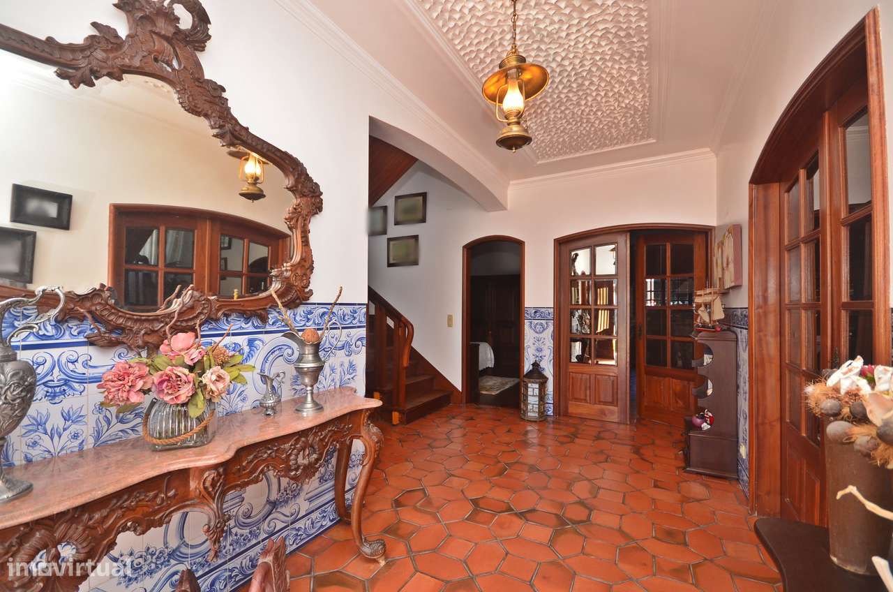 Moradia T6 com Anexo e Garagem em Santarém - Grande imagem: 2/29