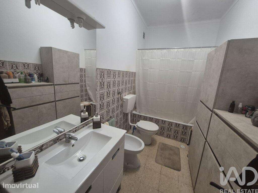 Apartamento T2 em Seixal, Arrentela e Aldeia de Paio Pires de 60 m2 - Grande imagem: 5/13