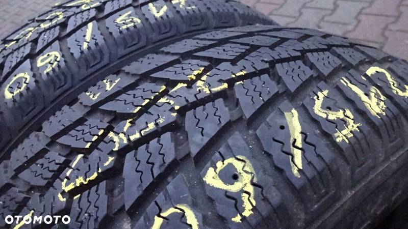 Opony zimowe 215/60R17 C KUMHO Power grip KC11 - 5