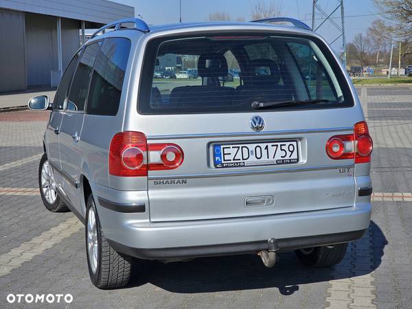 Volkswagen Sharan 1.8T Comfortline Tiptr - 14